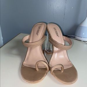 Cape Robbin Heel